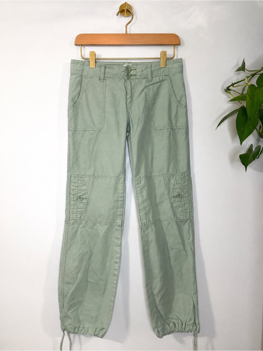 Old Navy Utility Cargo Pants Women’s Size 2 Sage Green Drawstring Hem Cotton
